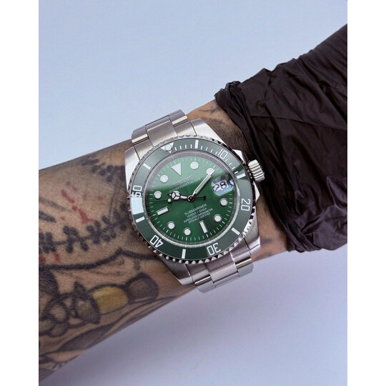 Custom Seiko Mod • Hulk Green Submariner • 40mm